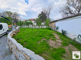 Ev Maslarevo, bölge Veliko Tarnovo 13