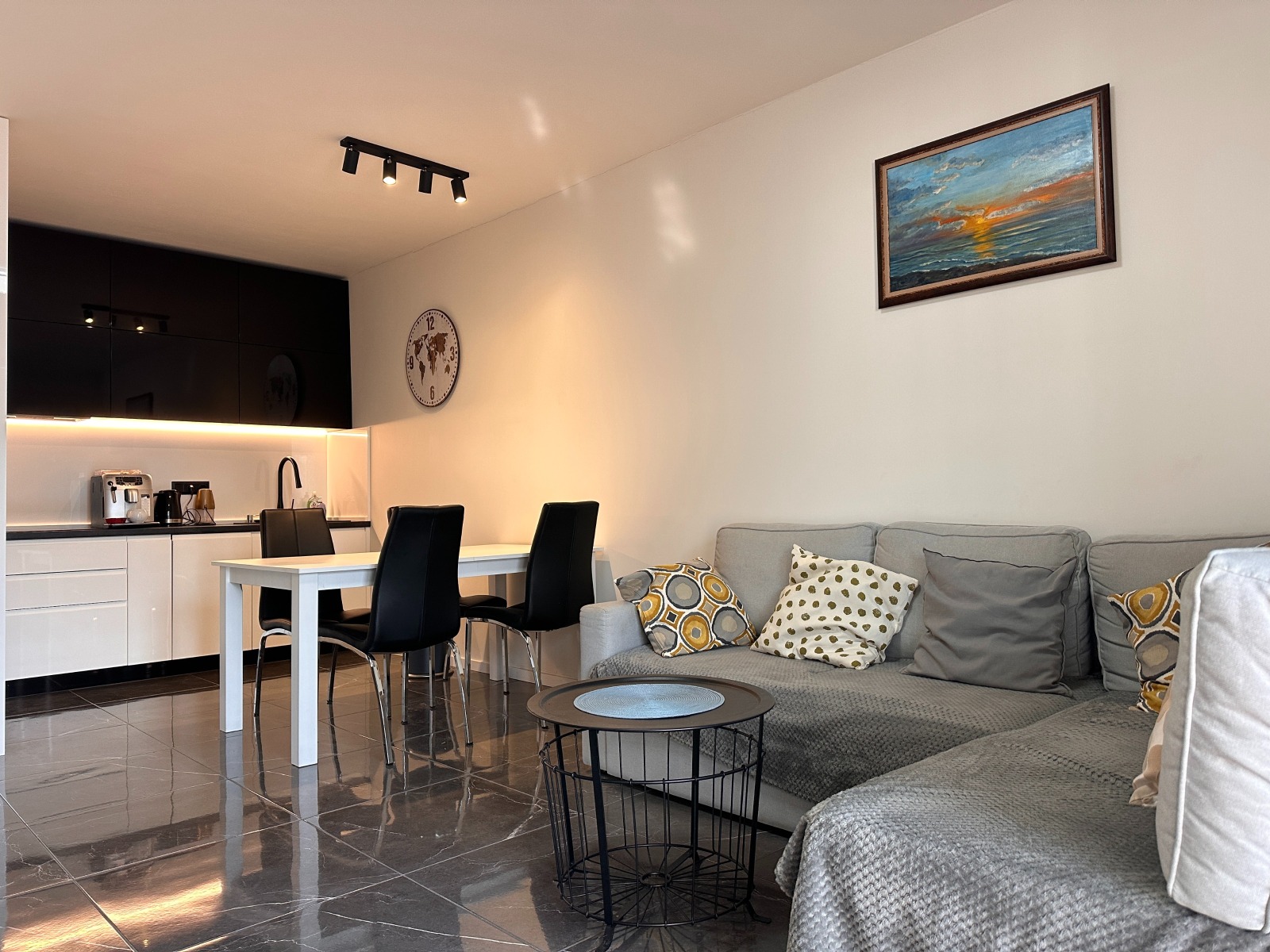 Продава 3-СТАЕН, гр. София, Кръстова вада, снимка 2 - Апартаменти - 56525059