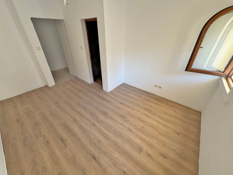 In vendita  Studio regione Burgas , k.k. Slanchev briag , 72 mq | 42317427 - Immagine [3]