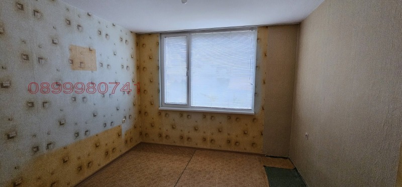 Продава 3-СТАЕН, гр. Ямбол, Граф Игнатиев, снимка 13 - Апартаменти - 53498531