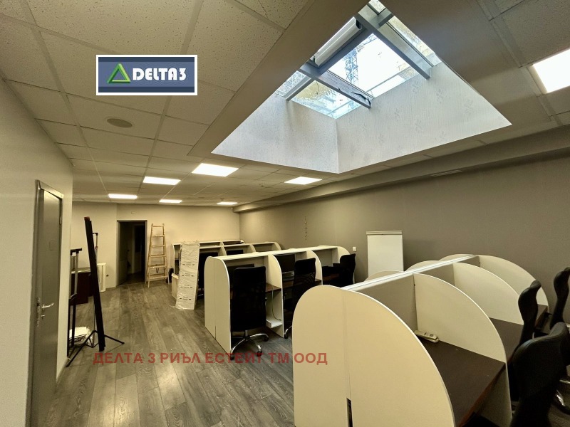 Продава ОФИС, град София, Младост 1А • 205000 € / 400945.15 лв. • 45039114 1