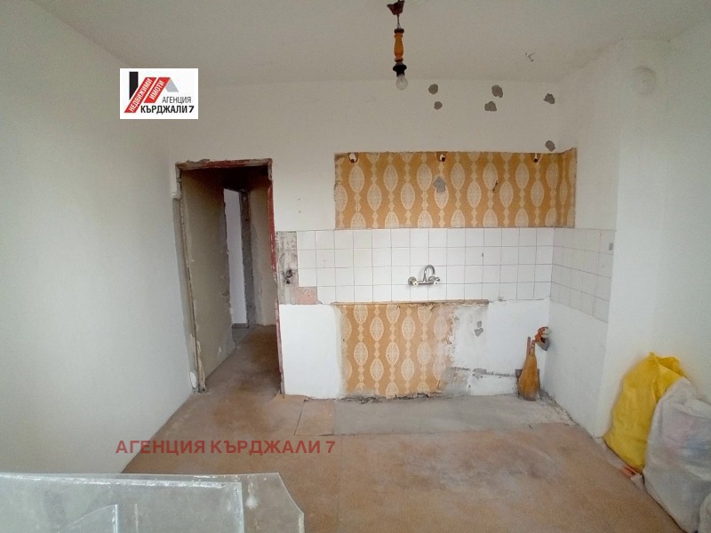 À venda  1 quarto Kardjali , Vazrojdenci , 50 m² | 64079325 - imagem [5]