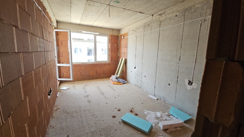 Продава  2-стаен град Пловдив , Остромила , 65 кв.м | 80609825 - изображение [6]