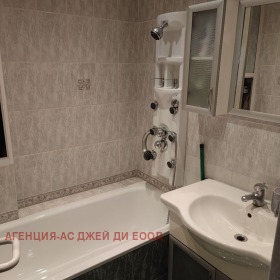 2 bedroom Tsentar, Sofia 9