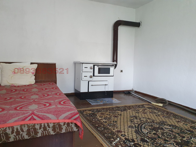 Продава КЪЩА, с. Бегово, област Пловдив, снимка 12 - Къщи - 52713849