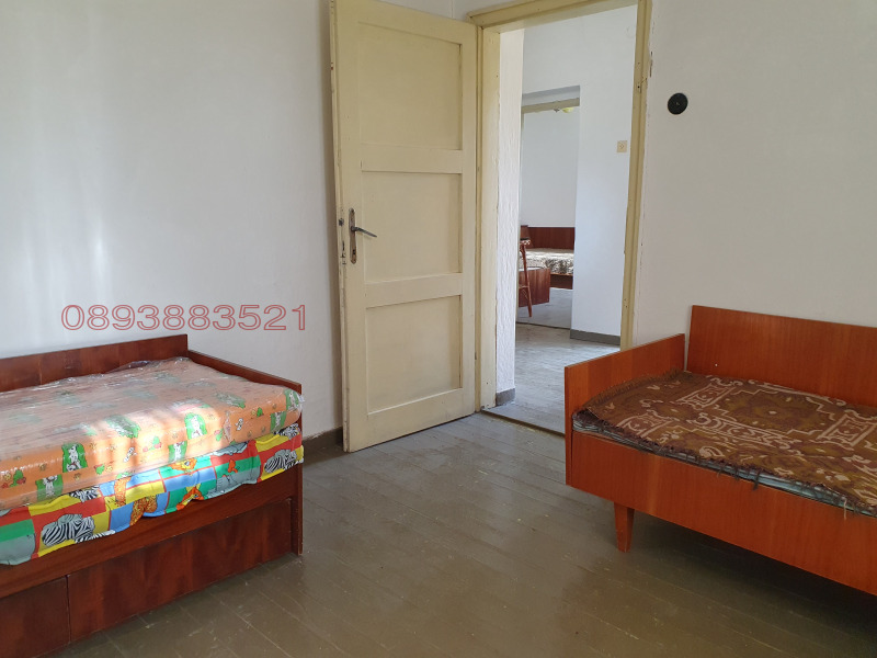 Продава КЪЩА, с. Бегово, област Пловдив, снимка 8 - Къщи - 52713849