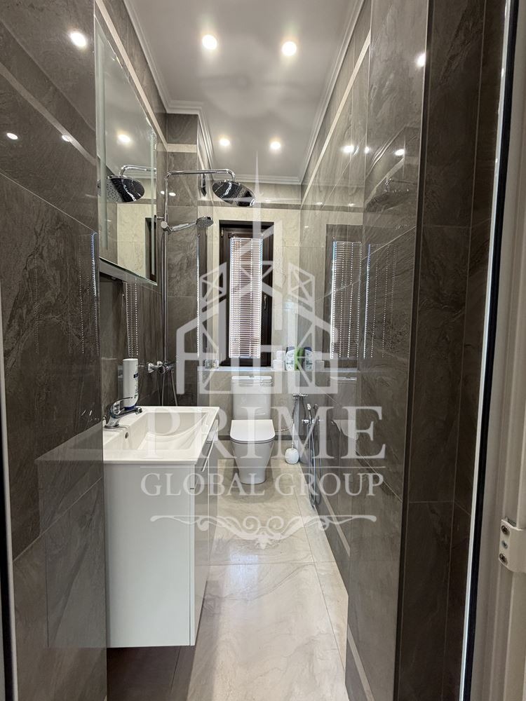 Продава КЪЩА, гр. Бургас, Сарафово, снимка 14 - Къщи - 55008755
