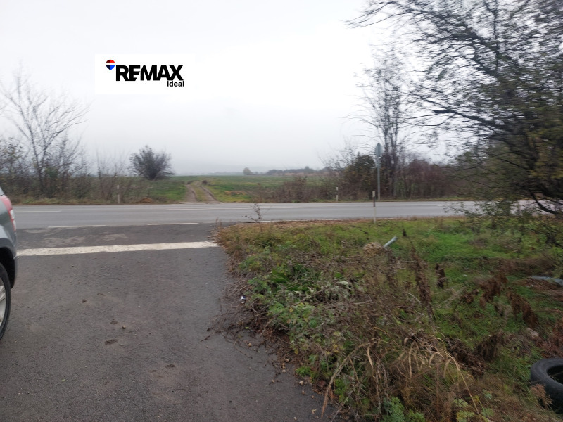 Продава БИЗНЕС ИМОТ, гр. Варна, с. Тополи, снимка 2 - Други - 51149405