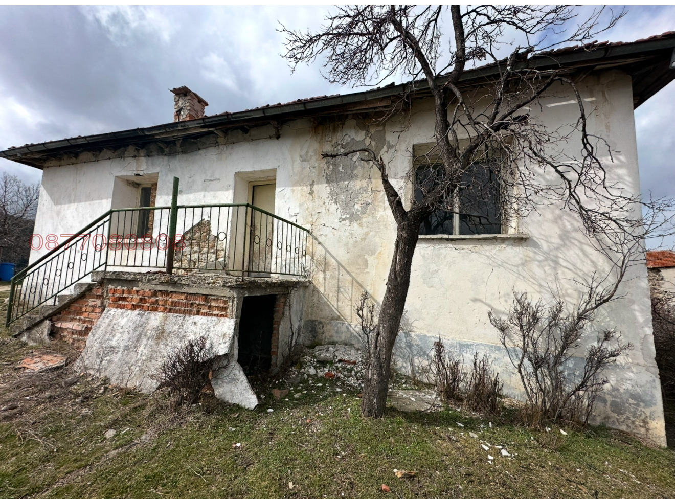 Продава КЪЩА, с. Три могили, област Пловдив