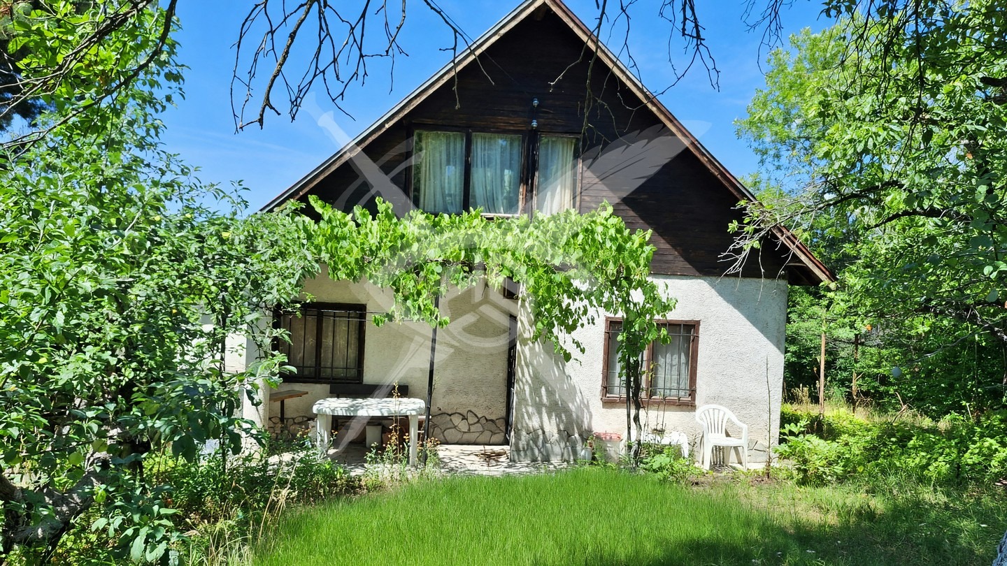 Продава КЪЩА, гр. София, гр. Нови Искър