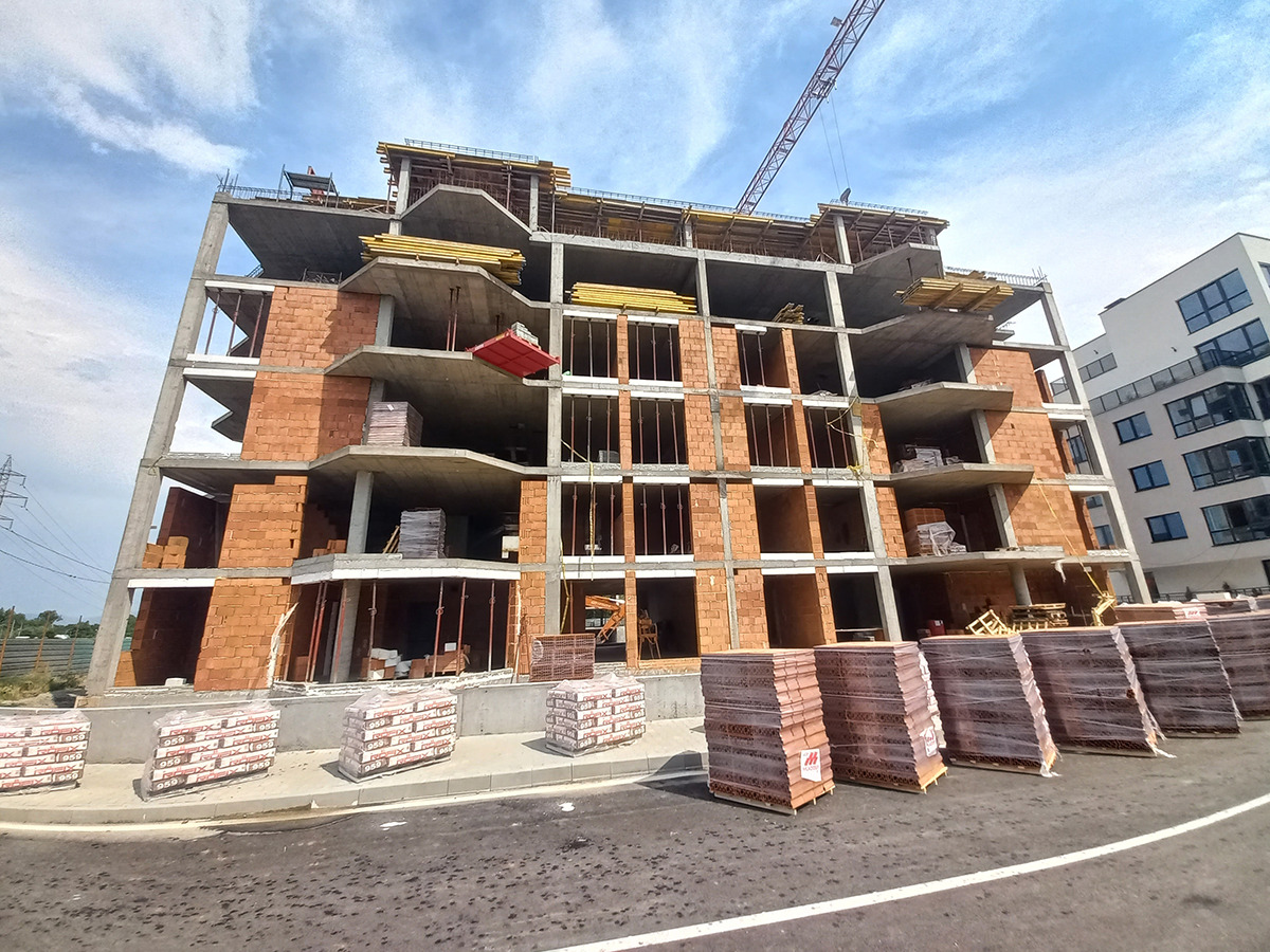 Продава ГАРАЖ, ПАРКОМЯСТО, гр. София, Обеля 2, снимка 2 - Гаражи и паркоместа - 54845669