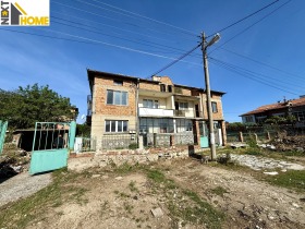 Hus Brestnik, region Plovdiv