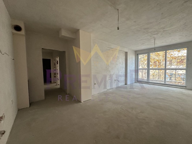 Продава  3-стаен, град Варна, Погреби •  160 000 EUR • ID 56442069 — holmes.bg - [1] 