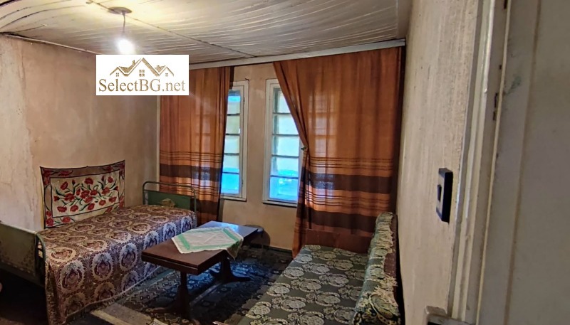 Продава КЪЩА, с. Водолей, област Велико Търново, снимка 12 - Къщи - 52735660