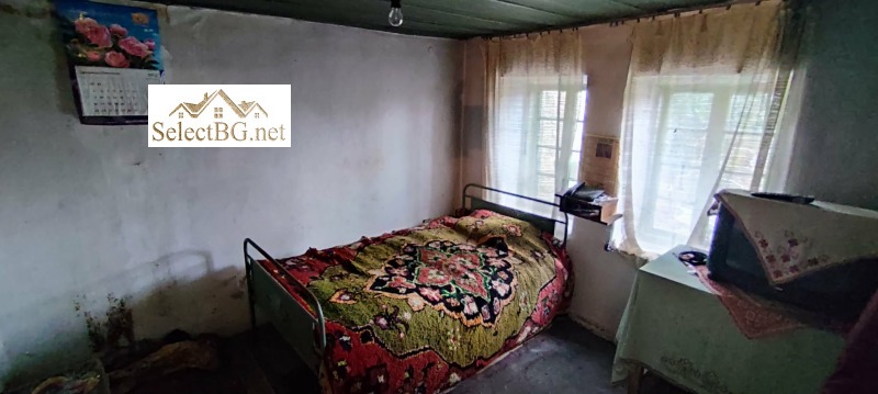 Продава КЪЩА, с. Водолей, област Велико Търново, снимка 15 - Къщи - 52735660