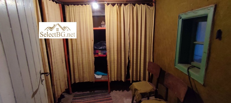 Продава КЪЩА, с. Водолей, област Велико Търново, снимка 14 - Къщи - 52735660