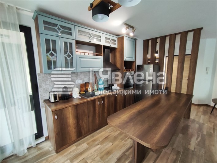 Продава  2-стаен град Варна , к.к. Св.Св. Константин и Елена , 67 кв.м | 13070645