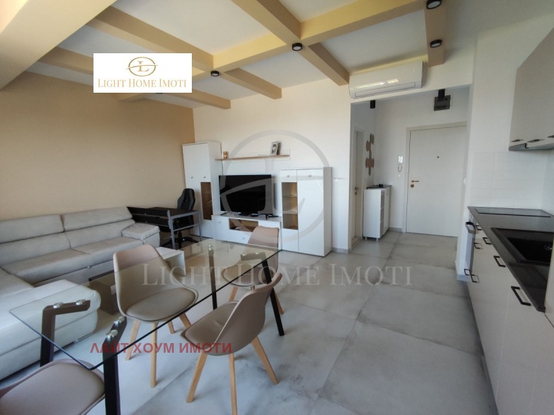In vendita  1 camera da letto Plovdiv , Ostromila , 67 mq | 94053291
