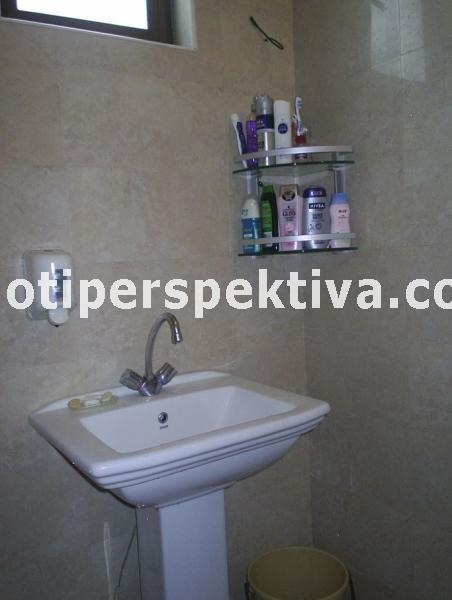 Продава ЕТАЖ ОТ КЪЩА, гр. Пловдив, Център, снимка 5 - Етаж от къща - 54078308