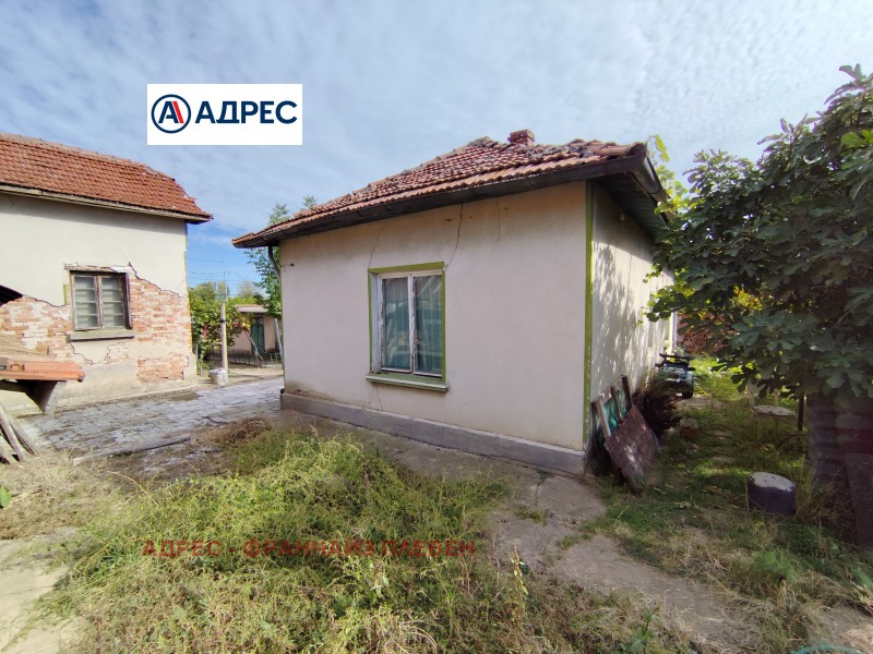 Продава КЪЩА, с. Ясен, област Плевен, снимка 2 - Къщи - 52600151
