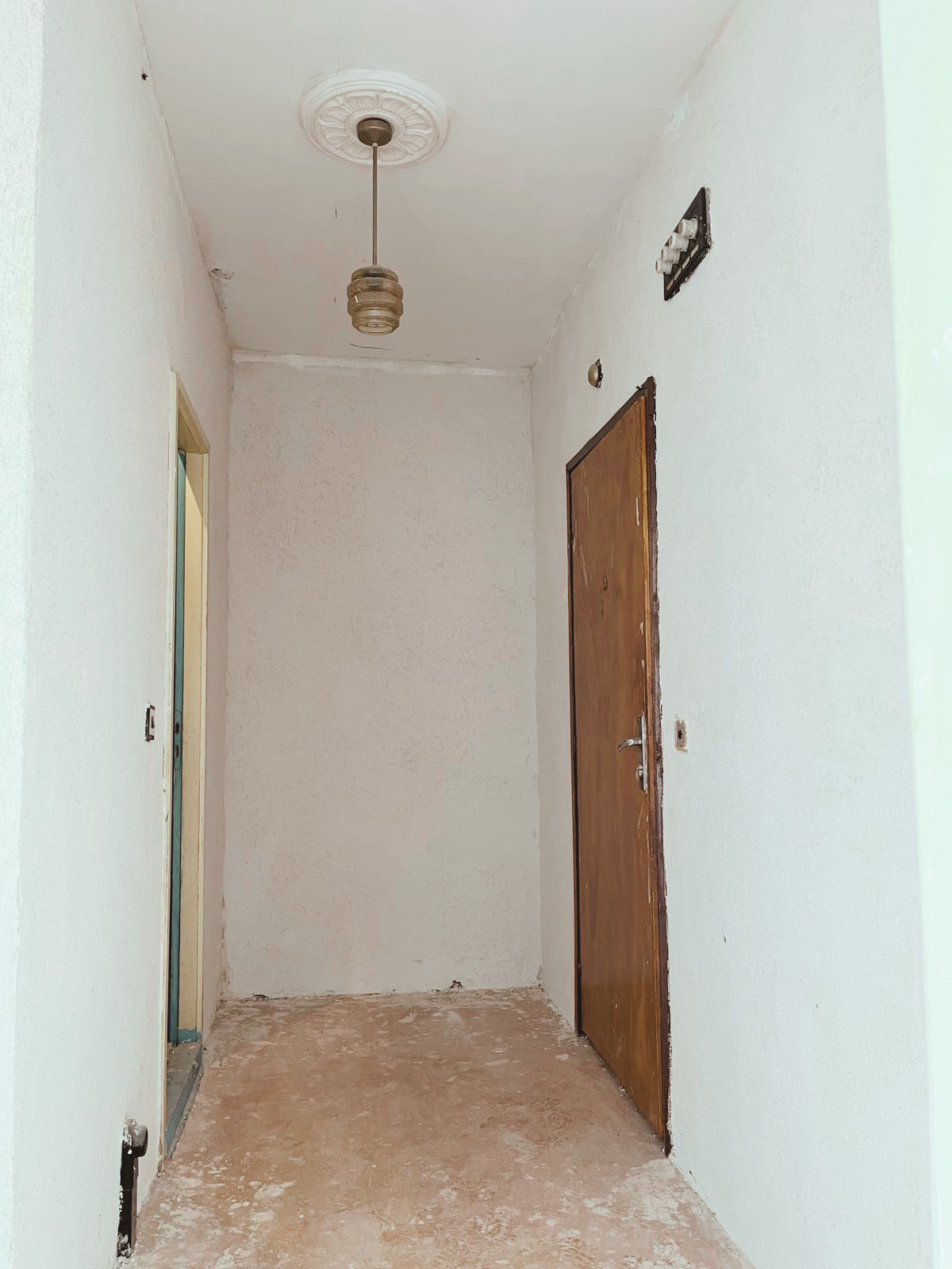 Продава 1-СТАЕН, гр. Шумен, Боян Българанов 1, снимка 8 - Апартаменти - 54339773