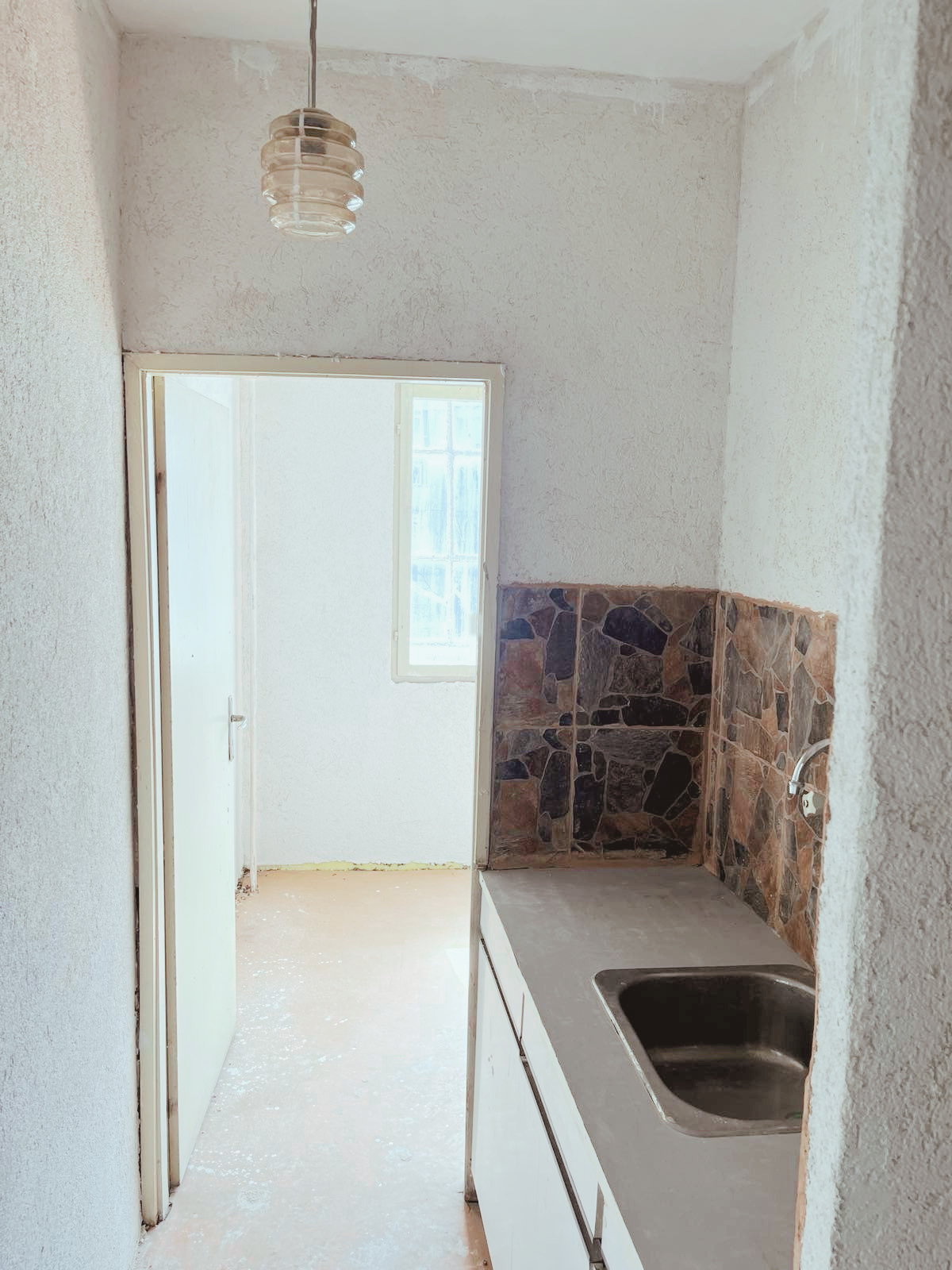 Продава 1-СТАЕН, гр. Шумен, Боян Българанов 1, снимка 9 - Апартаменти - 54339773