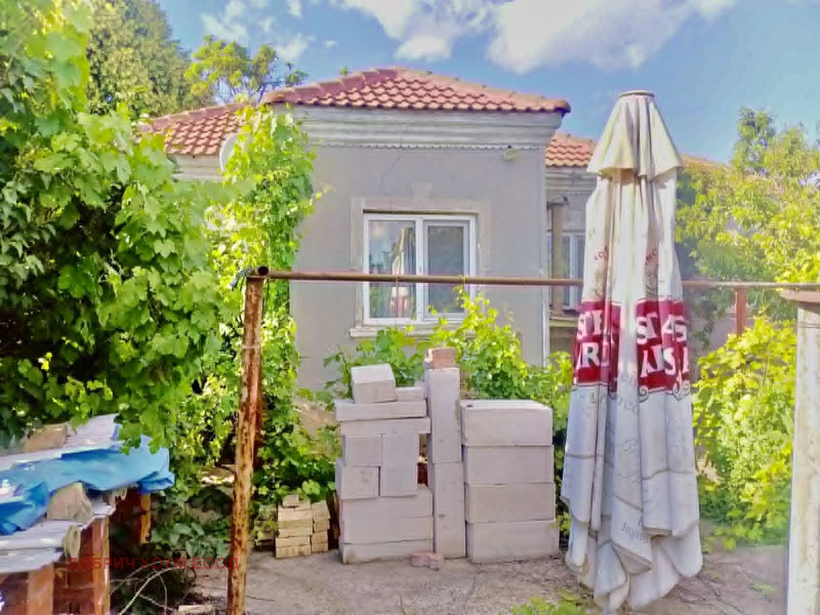 Продава КЪЩА, с. Медово, област Добрич, снимка 2 - Къщи - 55085516