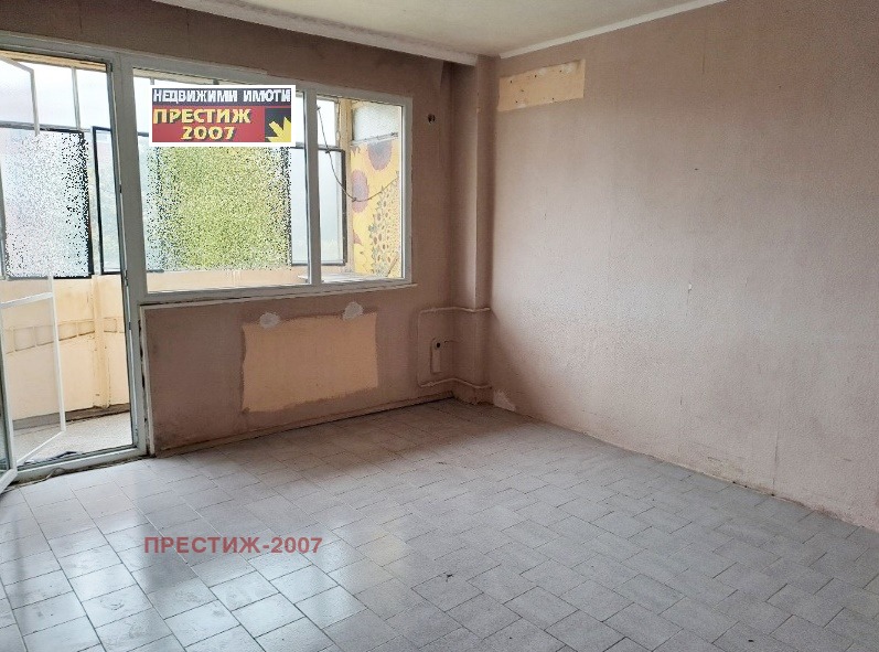 Продава 2-СТАЕН, град Шумен, 5-ти полк • 90000 € / 176024.70 лв. • 10843418 1