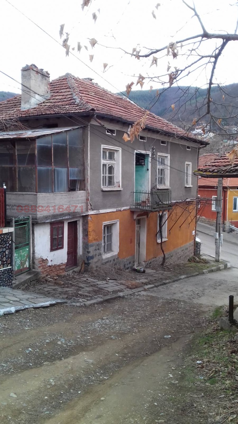 Продава КЪЩА, с. Игнатица, област Враца