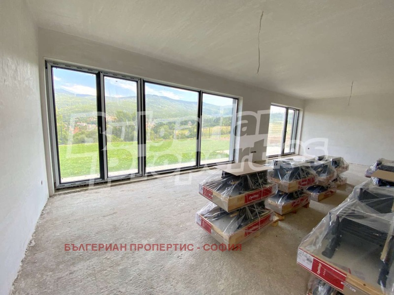 Продава КЪЩА, град София, с. Владая • 449000 € • 82538246 — Holmes.bg