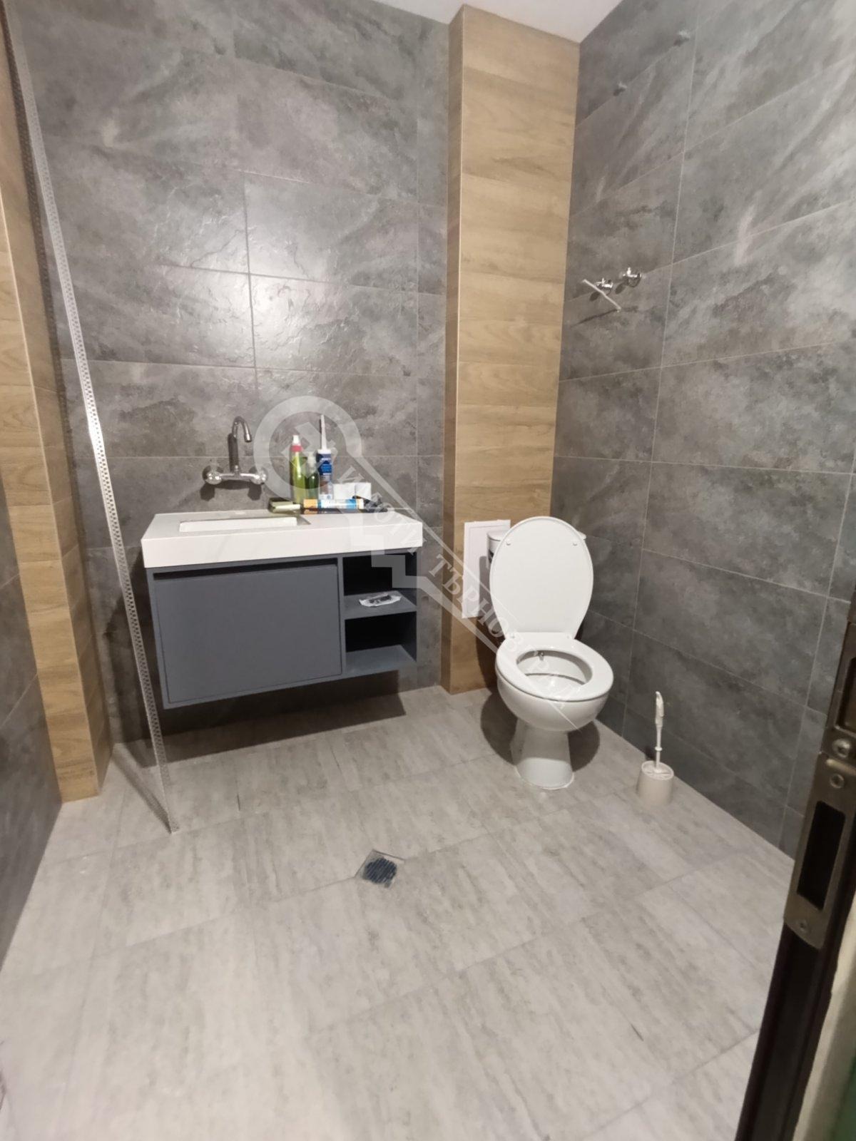 Продава 2-СТАЕН, гр. Велико Търново, Център, снимка 4 - Апартаменти - 55292103