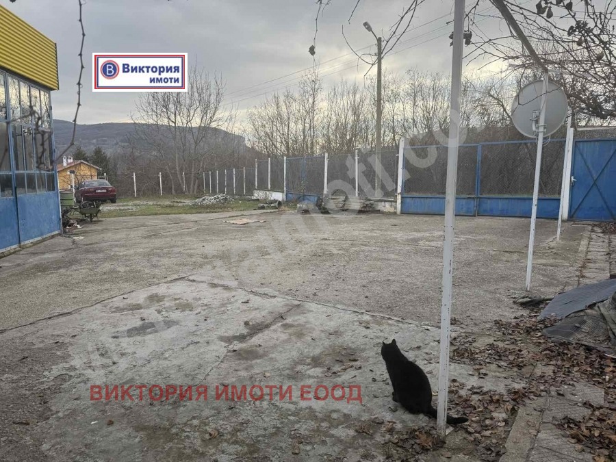 Продава КЪЩА, с. Самоводене, област Велико Търново, снимка 2 - Къщи - 48581558