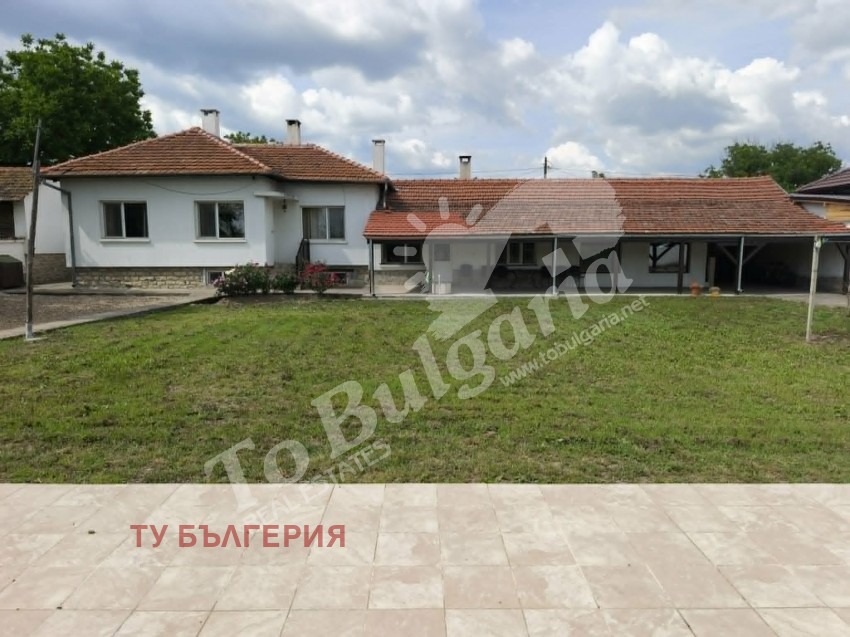 Продава КЪЩА, с. Раданово, област Велико Търново, снимка 2 - Къщи - 54639114