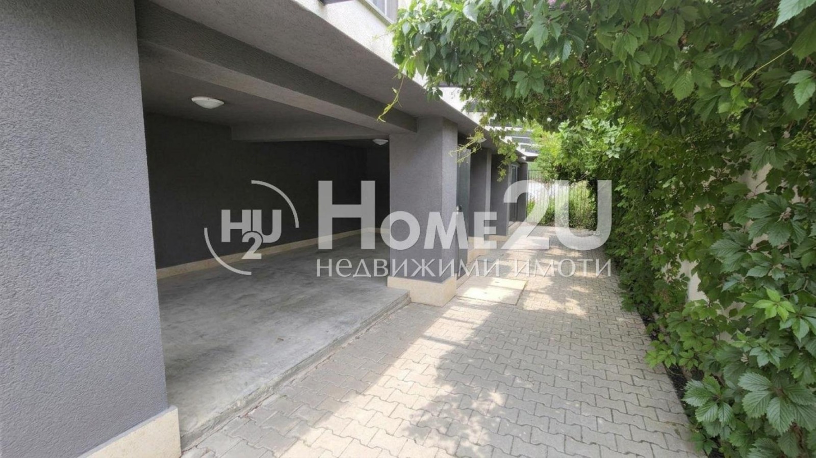 Продава ГАРАЖ, ПАРКОМЯСТО, гр. София, Люлин 10, снимка 2 - Гаражи и паркоместа - 55691039