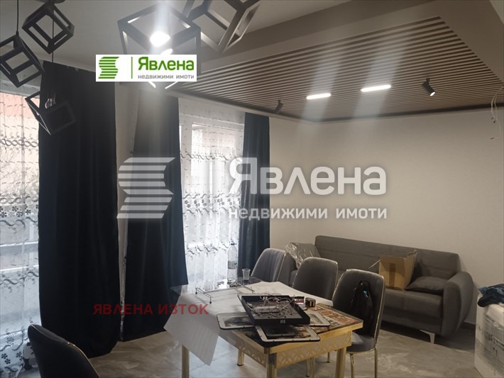 Продаја  1 спаваћа соба Софија , Надежда 4 , 72 м2 | 14425415