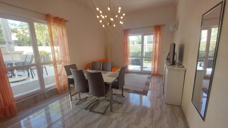 Продава 2-СТАЕН в област Бургас, к.к. Слънчев бряг - 65 кв.м / 110 000 € » 215 141.30 лв., ЗАМЗАМХОУМС