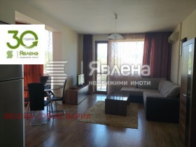 1 Schlafzimmer k.k. Sw.Sw. Konstantin i Elena, Warna 2