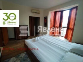 1 Schlafzimmer k.k. Sw.Sw. Konstantin i Elena, Warna 4