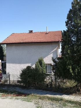 Casa Kamenina, Pernik 2