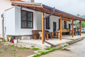 Hus Ljutadsjik, region Vratsa