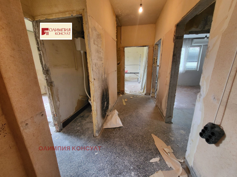 Продава  3-стаен град Пловдив , Христо Смирненски , 80 кв.м | 17450302