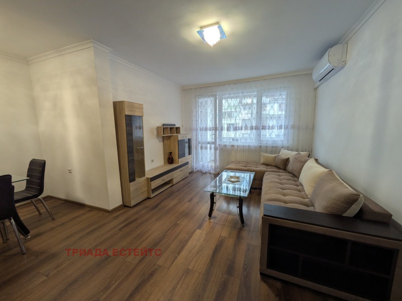 Продава 3-СТАЕН, гр. Бургас, Лазур, снимка 2 - Апартаменти - 53390122