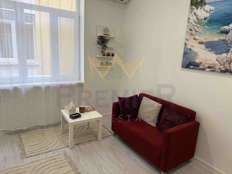 Продава ОФИС, гр. София, Център