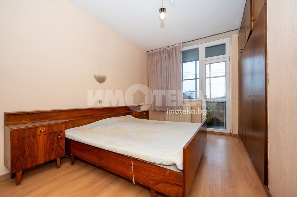 Продава 3-СТАЕН, гр. Пловдив, Център, снимка 2 - Апартаменти - 53833486