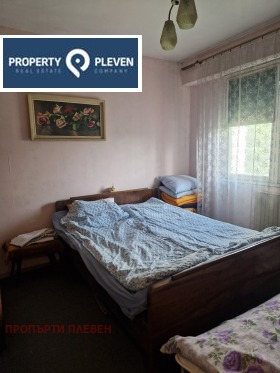 1 slaapkamer Storgozija, Pleven