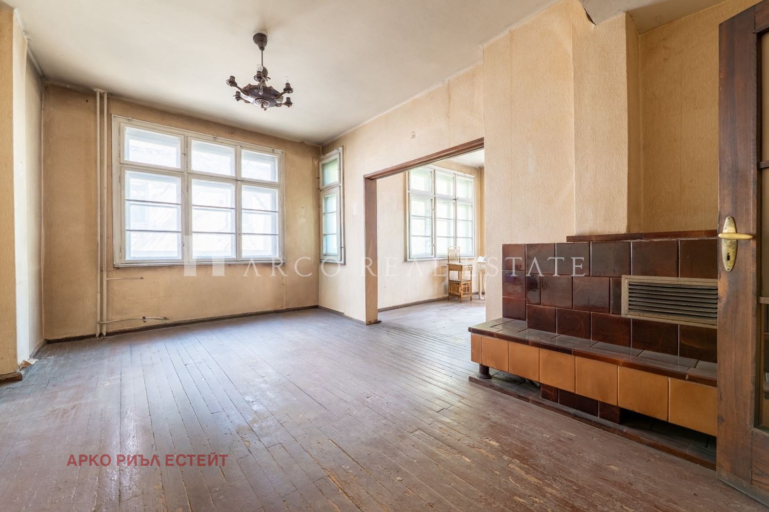 Продава 3-СТАЕН, гр. София, Център, снимка 2 - Апартаменти - 54218300