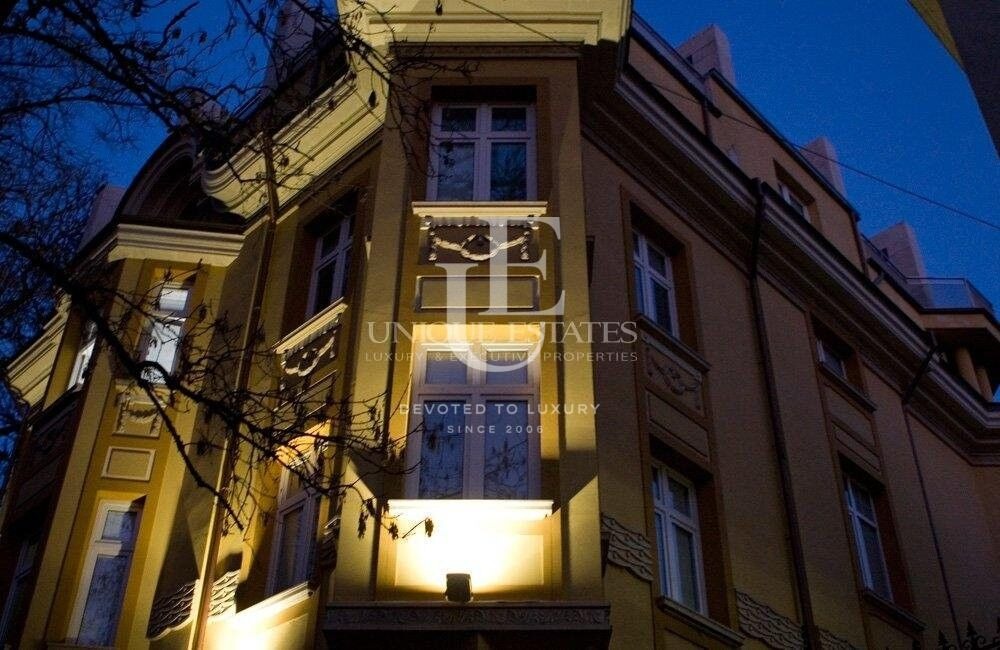 Продава КЪЩА, гр. София, Център, снимка 8 - Къщи - 54731866