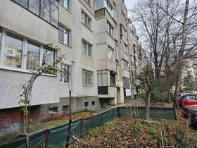 2 Schlafzimmer Goze Deltschew, Sofia 1