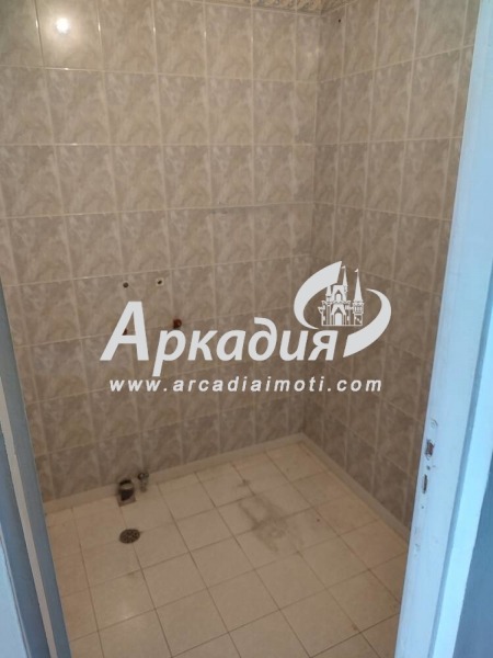 Te koop  2 slaapkamers Plovdiv , Karsjijaka , 111 m² | 15592451 - afbeelding [11]