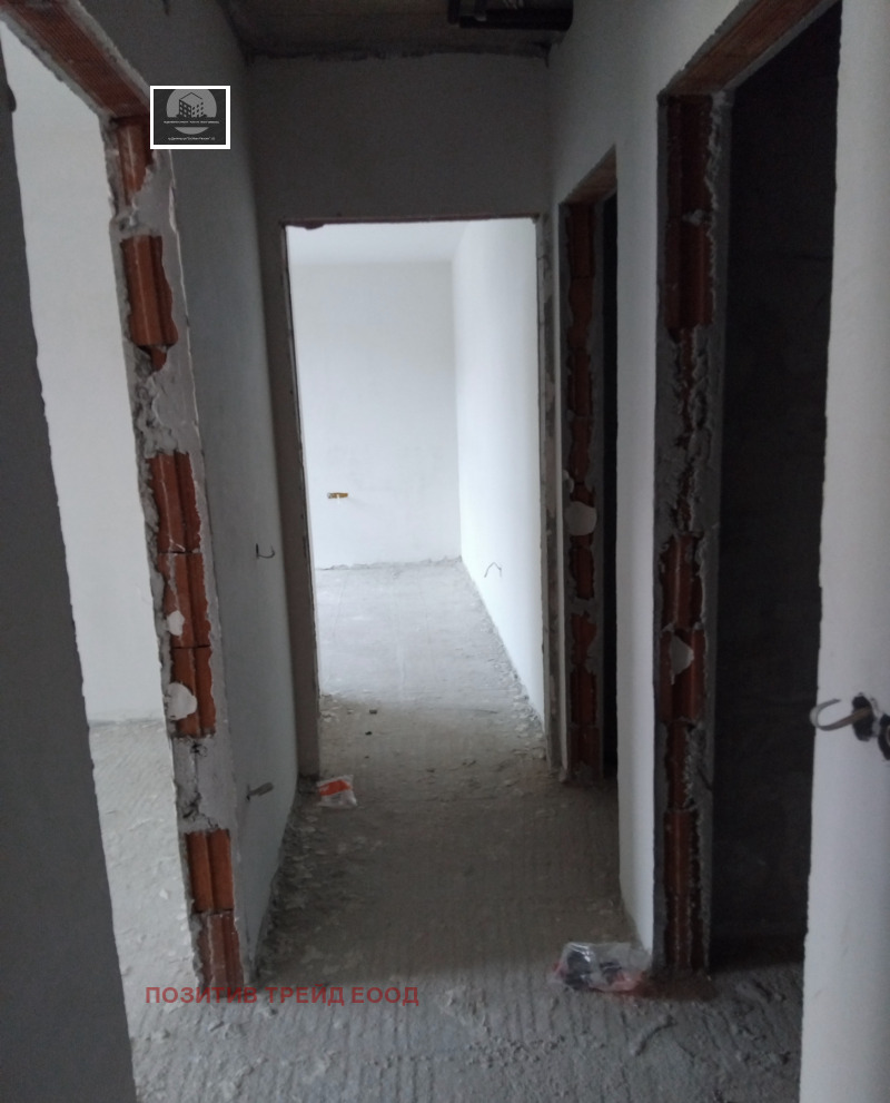 Продава 3-СТАЕН, гр. Дупница, област Кюстендил, снимка 2 - Апартаменти - 52504037